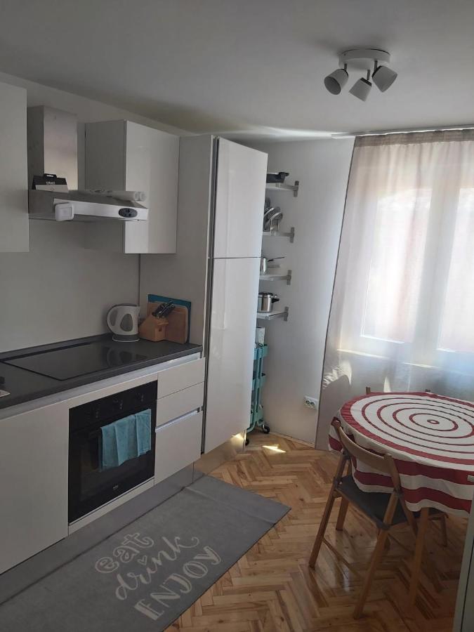 Beach House Valerija Рованьска Екстер'єр фото